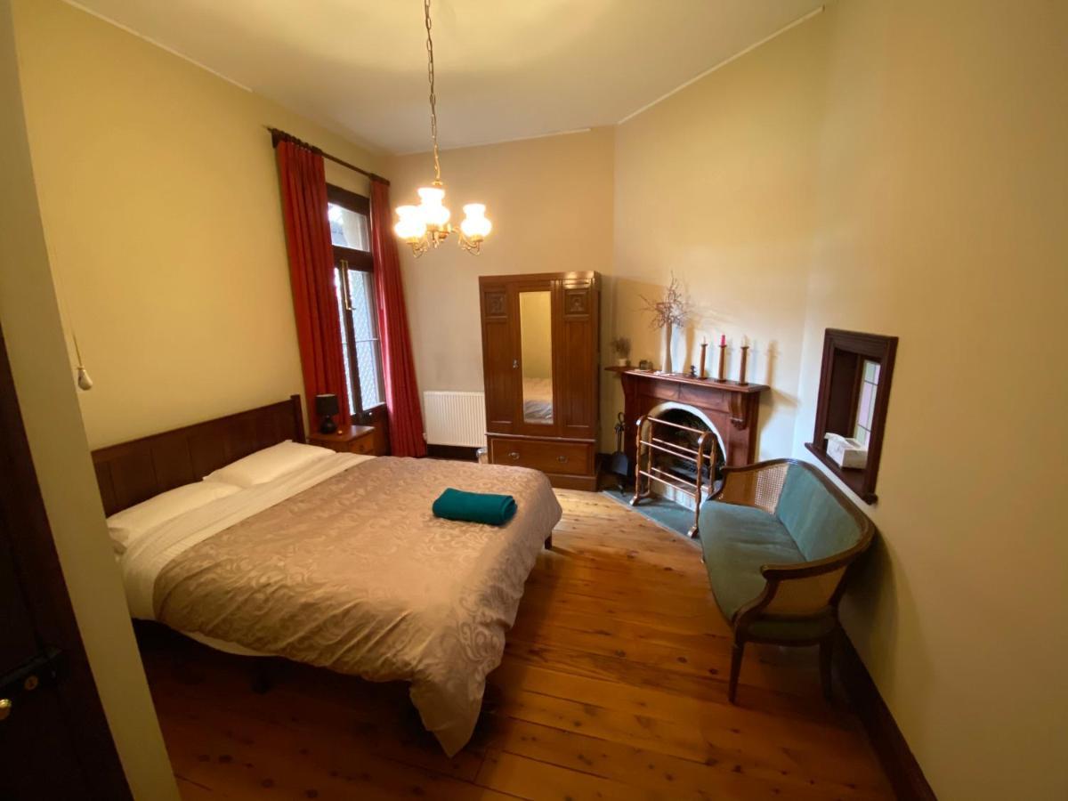 Yass Central Bed & Breakfast Exterior photo